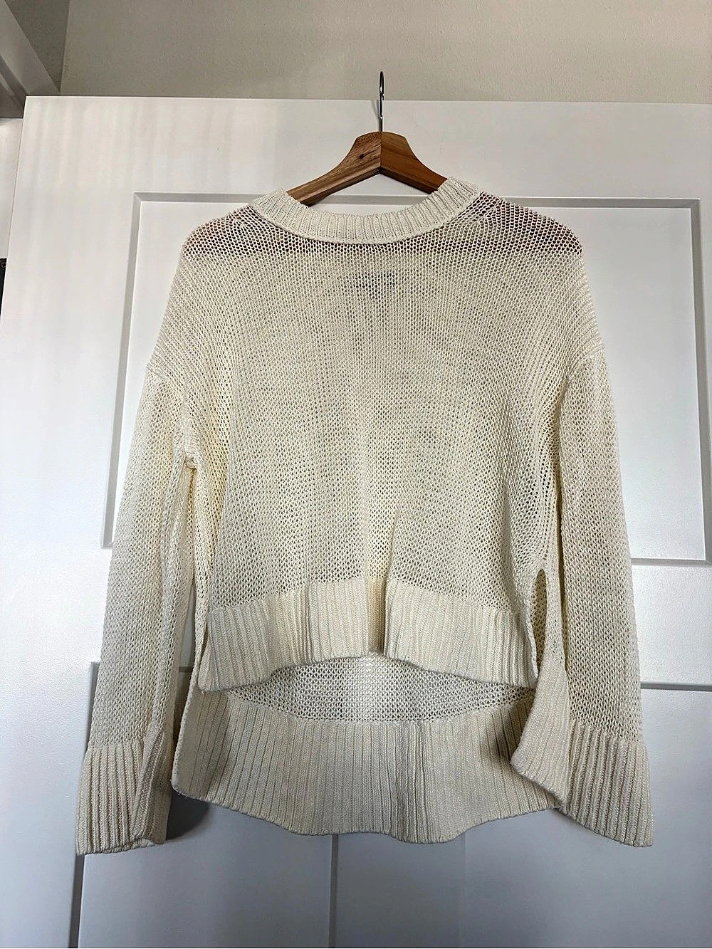 BANANA REPUBLIC - linen knit sweater (size small)